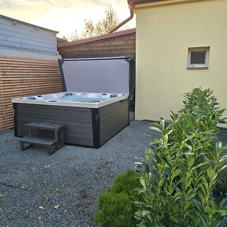 Apartmany Centro & Jacuzzi Piest'any Exterior foto