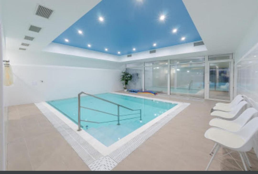 Apartmany Centro & Jacuzzi Piest'any Exterior foto