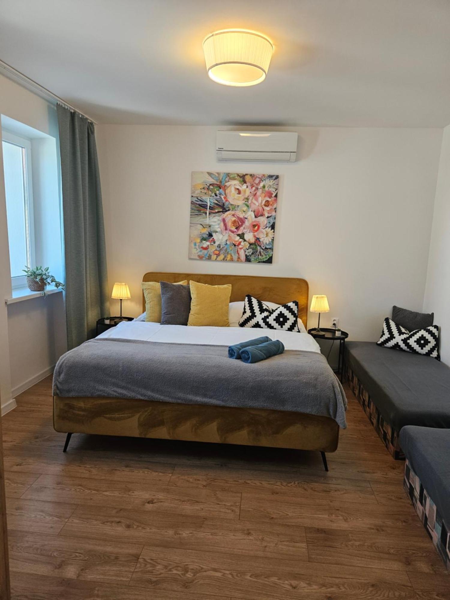 Apartmany Centro & Jacuzzi Piest'any Exterior foto